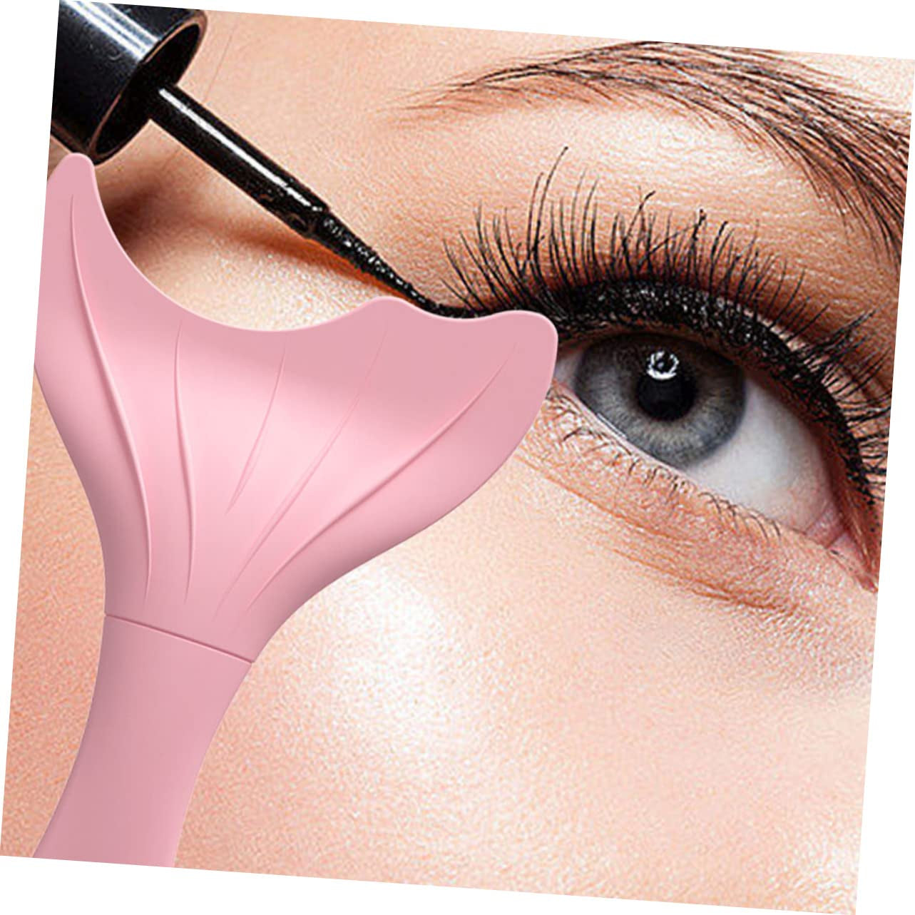 2Pcs Silicone Eyeliner Aid Tools for Women Makeup Applicator for Eye Makeup Comfortable Use Smudge Mascara Application for Beginners